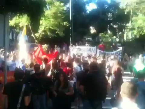 Συγκέντρωση έξω από την πρεσβεία της Τουρκίας