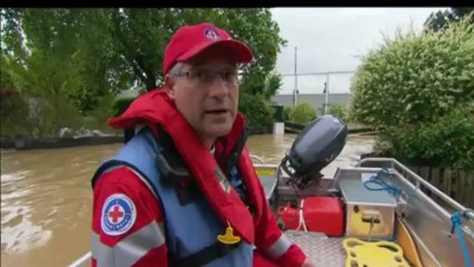 Record floods in Germany force thousands out of homes