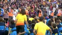 Neymar entrance in Camp Nou & Presentation
