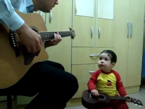 The Beatles Cover by a 2 years old boy