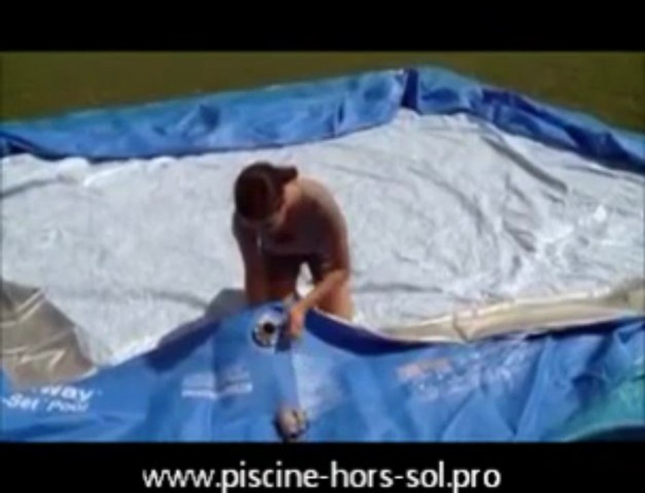 Piscine ovale autoportante Bestway - vidéo de montage