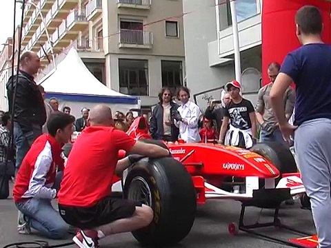 Napoli - Il Villaggio Ferrari sul lungomare (03.06.13)