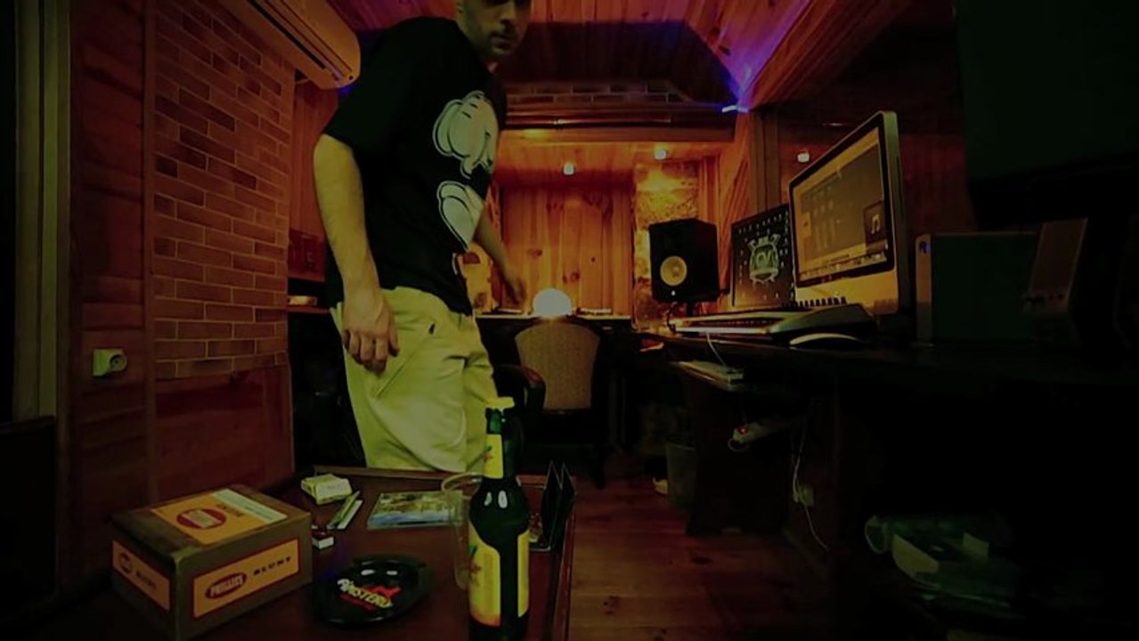 KEUSTEE - Complètement Défoncé [CLIP 2013]