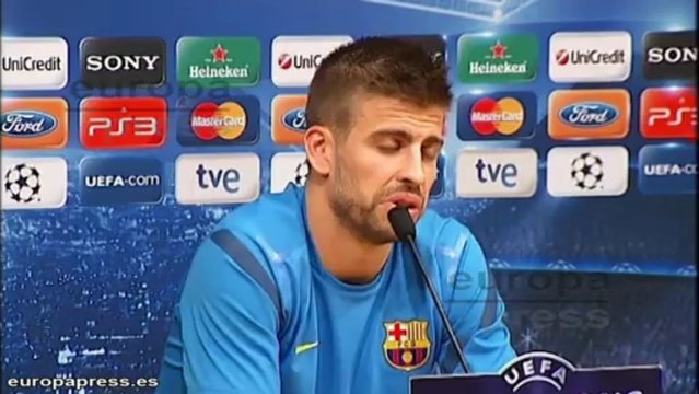 Piqué viaja a Los Angeles para visitar a Shakira y Milan