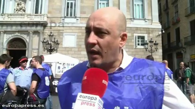 Mossos se concentran contra los horarios