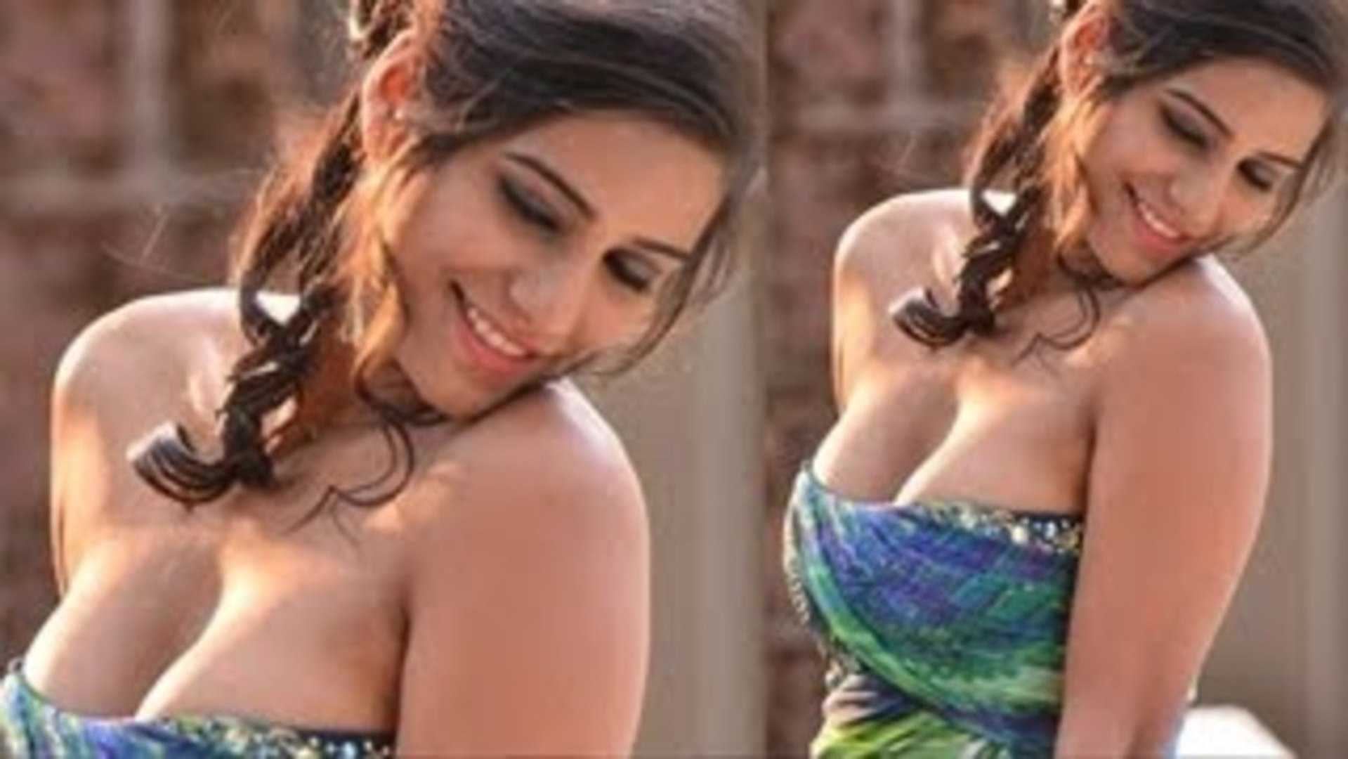 Poonam Pandey's Deep Cleavage Show In Nasha Movie - video Dailymotion