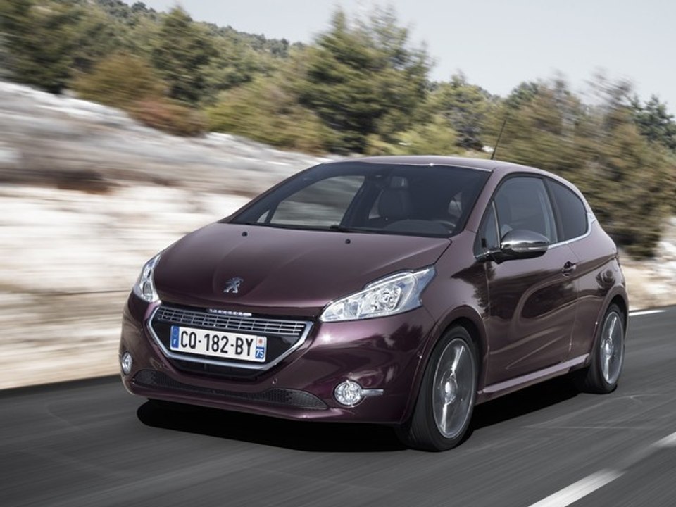 Peugeot 208 XY 2013