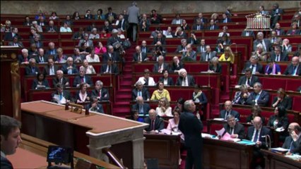 Une politique familiale juste est solidaire, selon Ayrault