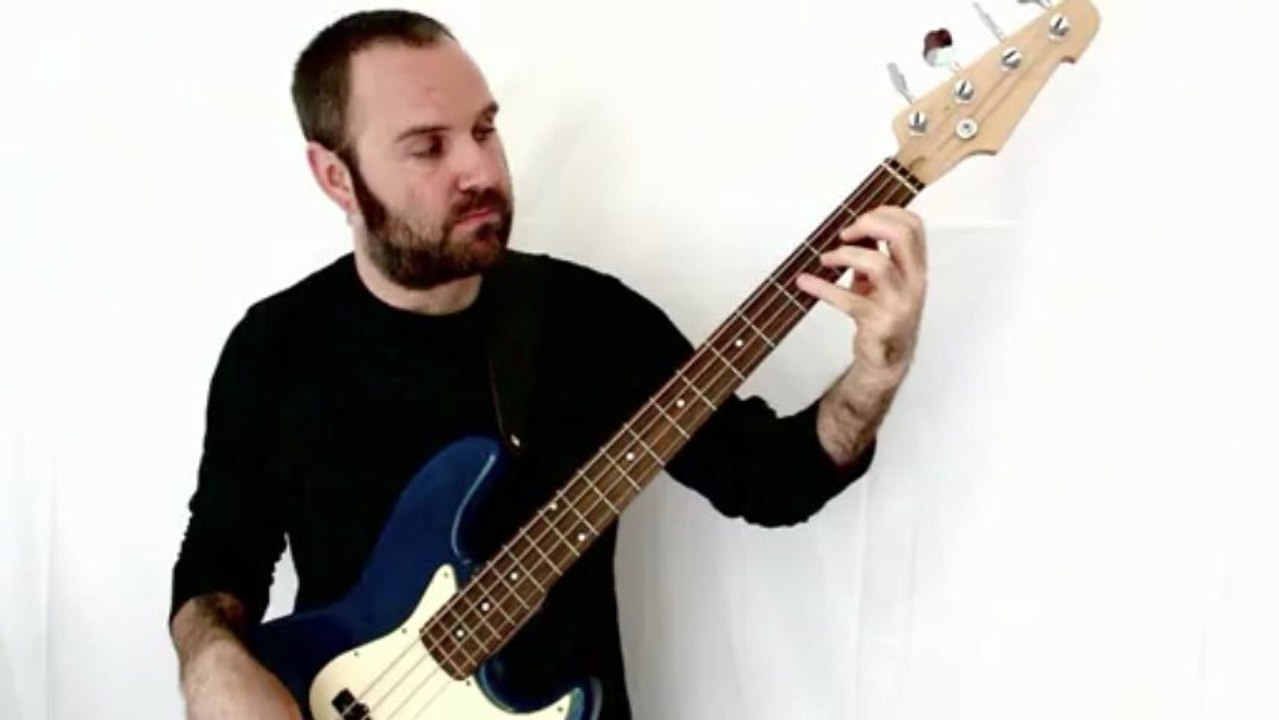 How to do The Pull Off | Learn to Play The Bass