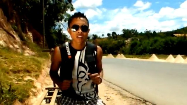 FALI - 'Zay mahatsiaro (gasy - malagasy)