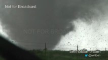 Awesome tornado, Moore, Oklahoma, May 20, 2013