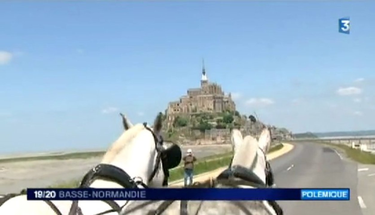 les maringotes, les navettes hippomobiles, entrent en service au Mont-Saint-Michel - lundi 3 juin 2013