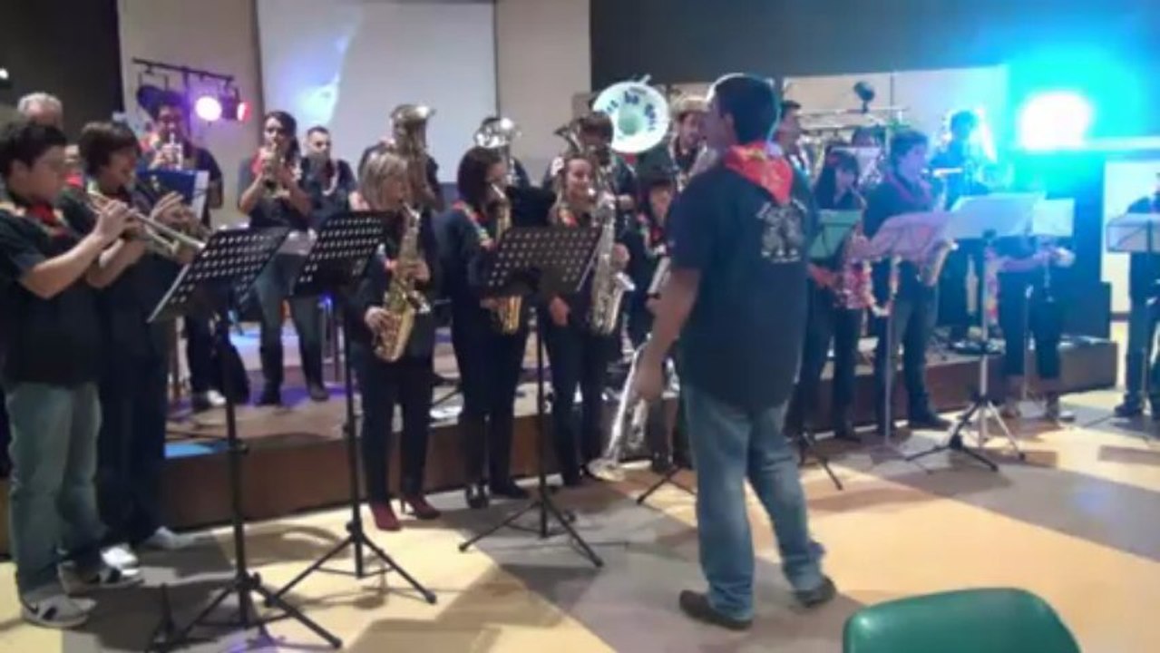 BANDA LES BOGOSS  Soirée  St Cécile 2012