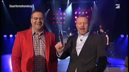 Paramore - Still Into You - Live (TV total - ProSieben 2013 jun04)