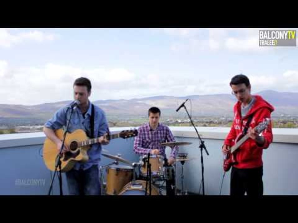 FRIED SPIDER - THE SUN (BalconyTV)