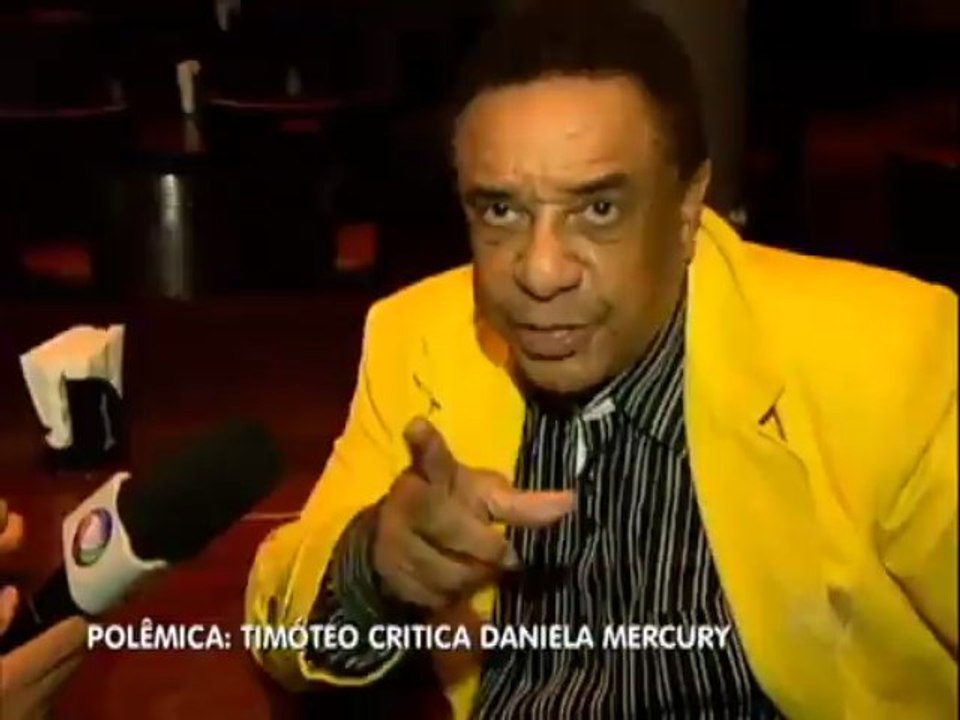 Agnaldo Timoteo - critica oportunismo de Daniela Mercury ao apresentar "esposa"