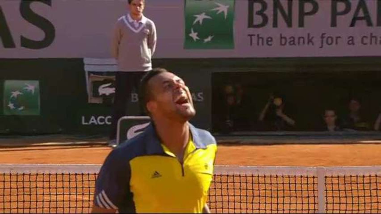 HIGHLIGHTS: Tsonga Upsets Federer