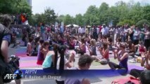Istanbul: un cours de yoga pour sauver le parc Gezi