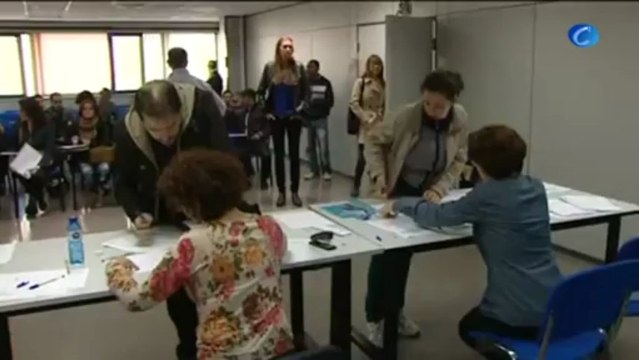 Rajoy llega a Bruselas con siete ministros para reunirse con la Comisión