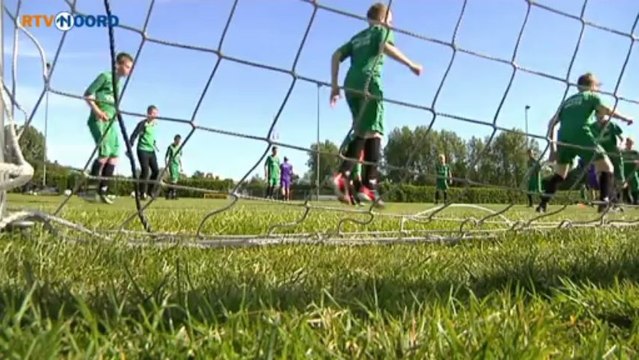 Gerard Wiekens begonnen als trainer van FC Groningen C2 - RTV Noord