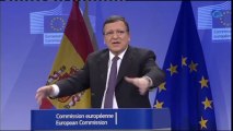 Rajoy vuelve exultante de Bruselas tras obtener el aval de la Comisión y los elogios de Barroso