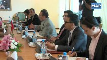 العمراني يتباحث مع رئيس لجنة الشؤون الخارجية في البرلمان البريطاني