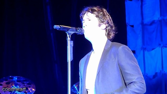 06 Josh Groban - Falling Slowly (From Once by Glen Hansard and Markéta Irglová) @ Mitsubishi Electric Halle, Düsseldorf, 05.06.2013
