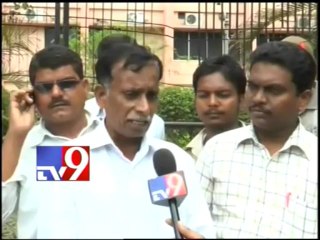 DSC-2012 candidates protest for jobs