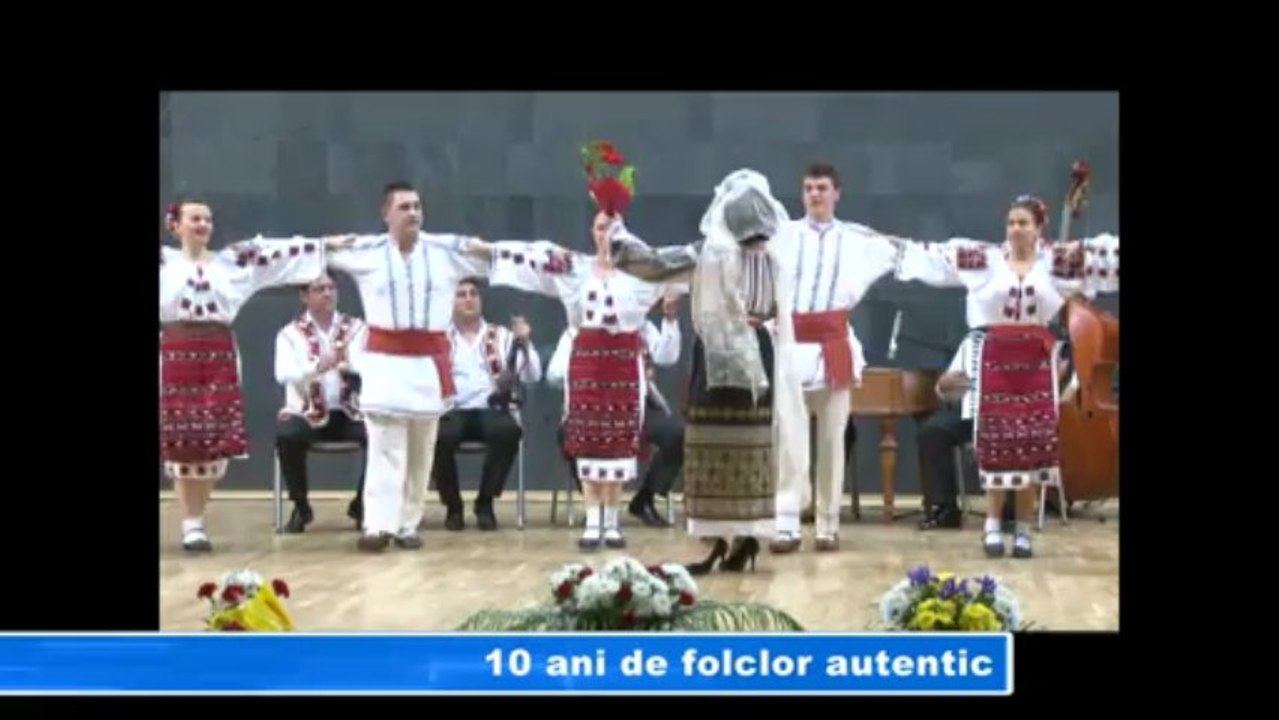 10 ANI DE FOLCLOR