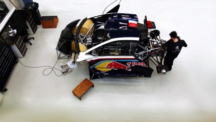 Peugeot 208 T16, assemblage en  timelapse
