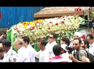 Aditya Pancholi gets in a brawl with the media