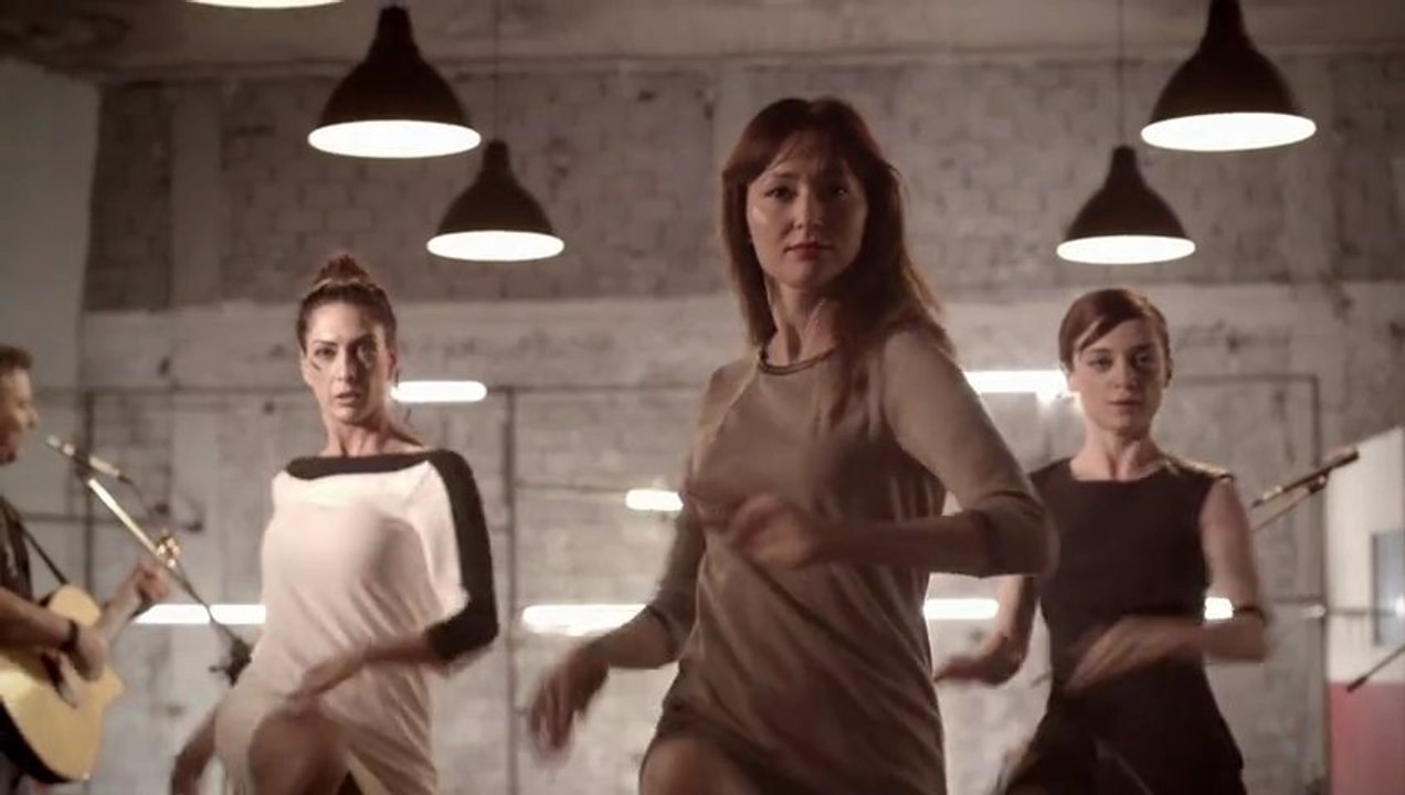 Αντώνης Ρέμος & Μάνος Πυροβολάκης Μπορεί Να Βγω 2013 Official Music Video Clip