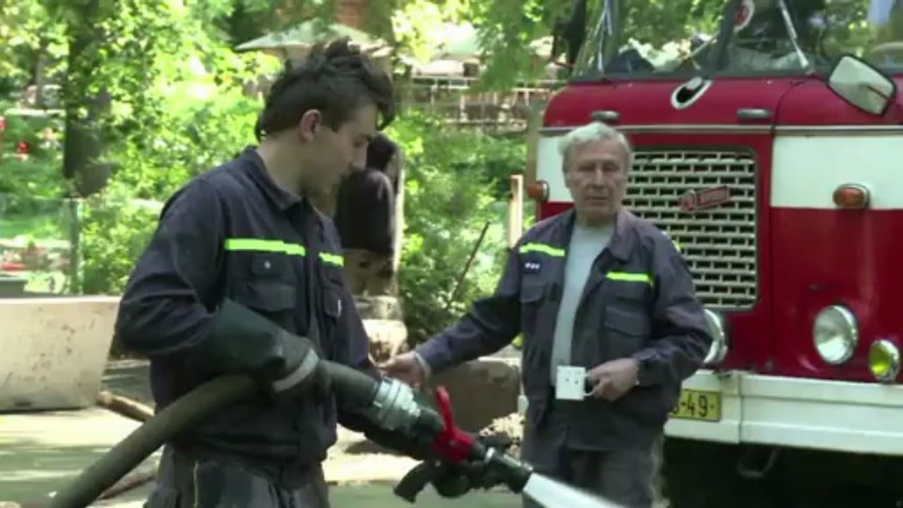 Hochwasser: Prag räumt auf - Sachsen und Sachsen-Anhalt leiden