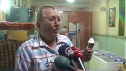 Kaya tuzundan dondurma üretti