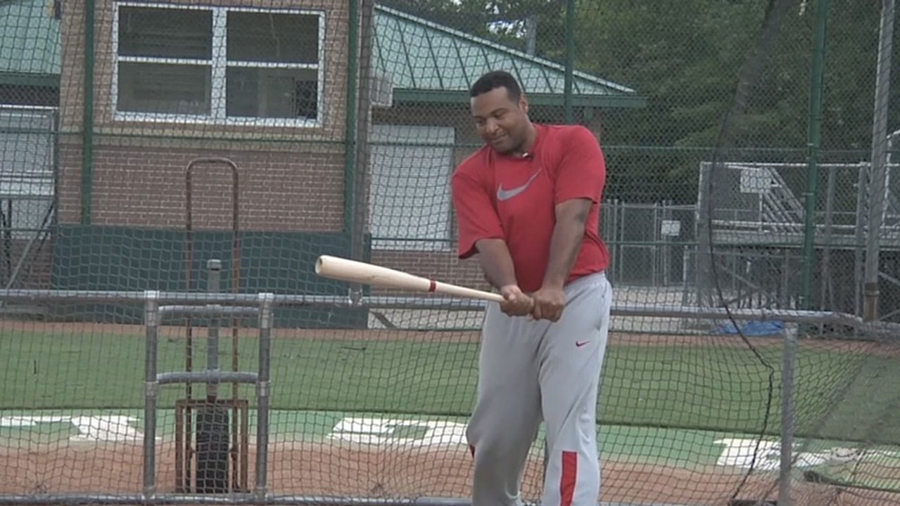 La mejor manera de hacer un swing - Carlos Lee