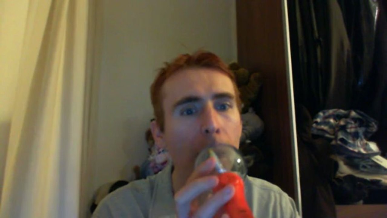 Wiwi égratigne "devenir quelqu'un" de Nakk Mendosa