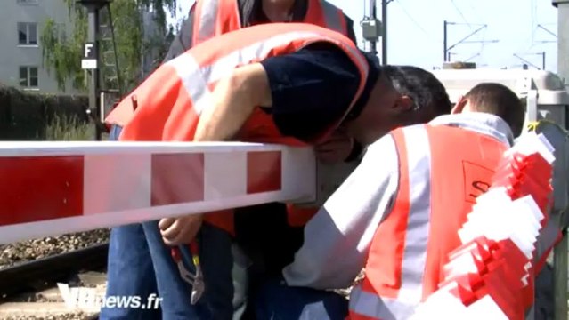 Collision entre un train et un camion à Deuil