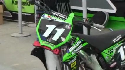 Fred Lavergne en plein nettoyage