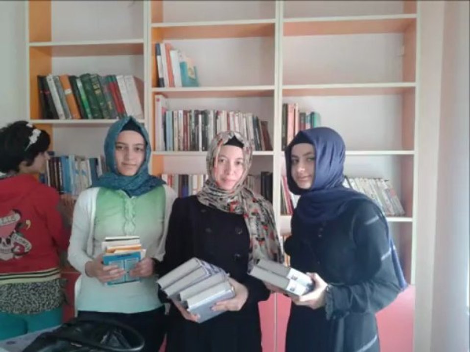 5 yavruya 5 Abla Görüntüler