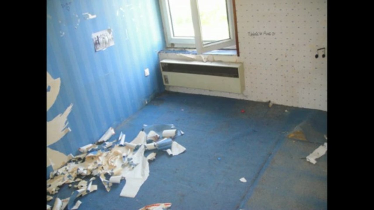 Entreprise de peinture Caen-Rénovation complète d'une chambre d'ado-enfant-www.gouttedepeinture.fr-artisan