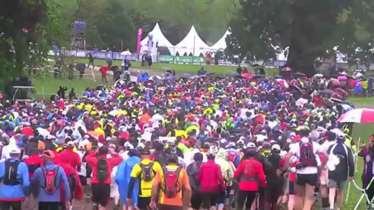 Les gendarmes & les voleurs 2013 by COF