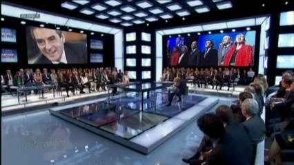 Fillon ne veut pas "faire rêver les Français" mais "leur reconstruire un avenir"