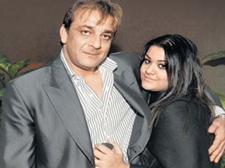 Télécharger la video: Sanjay Dutt Daughter Trishala Breaks Her Silence