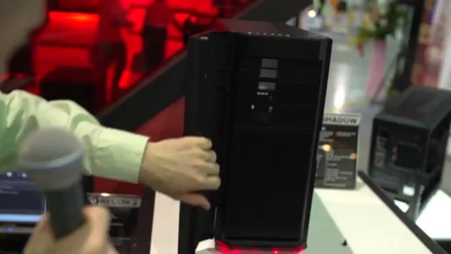 BitFenix Booth Prodigy M, Ronin, Shadow, Colossus M, Phenom M, Recon, FLO Headphones - Computex 2013