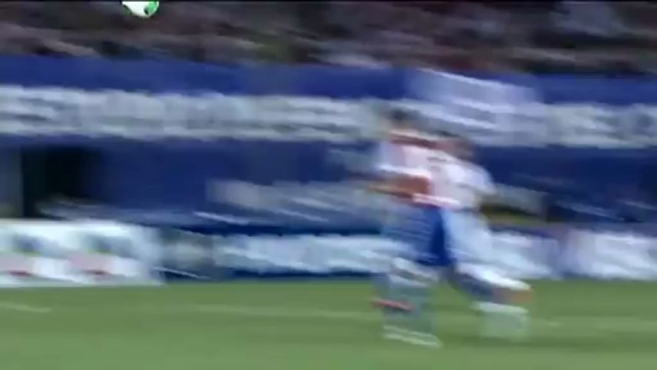 Edu Vargas wonder-goal against Paraguay