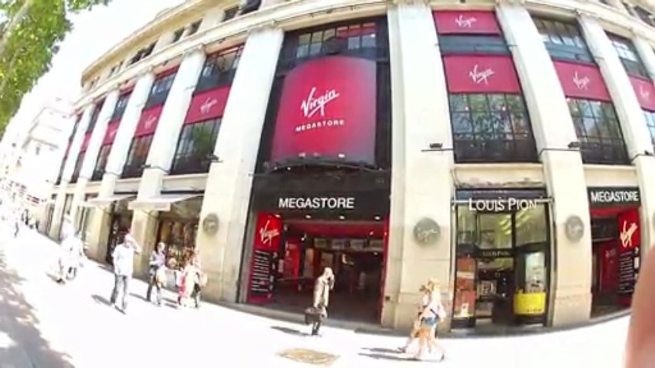Ma dernière visite au Virgin Megastore dernier jour Champs Élysées Paris