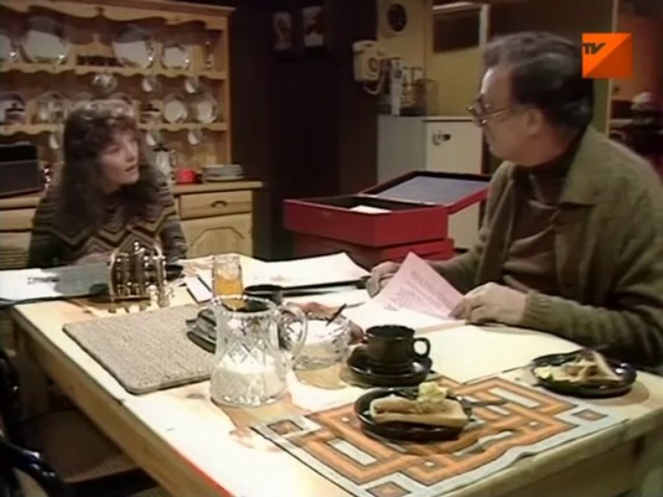 Yes Minister - S01E06
