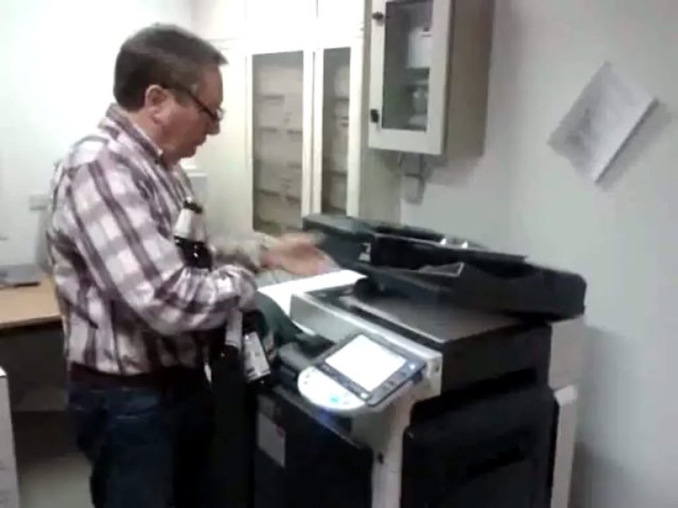 Comme les noces de Cana mais au bureau