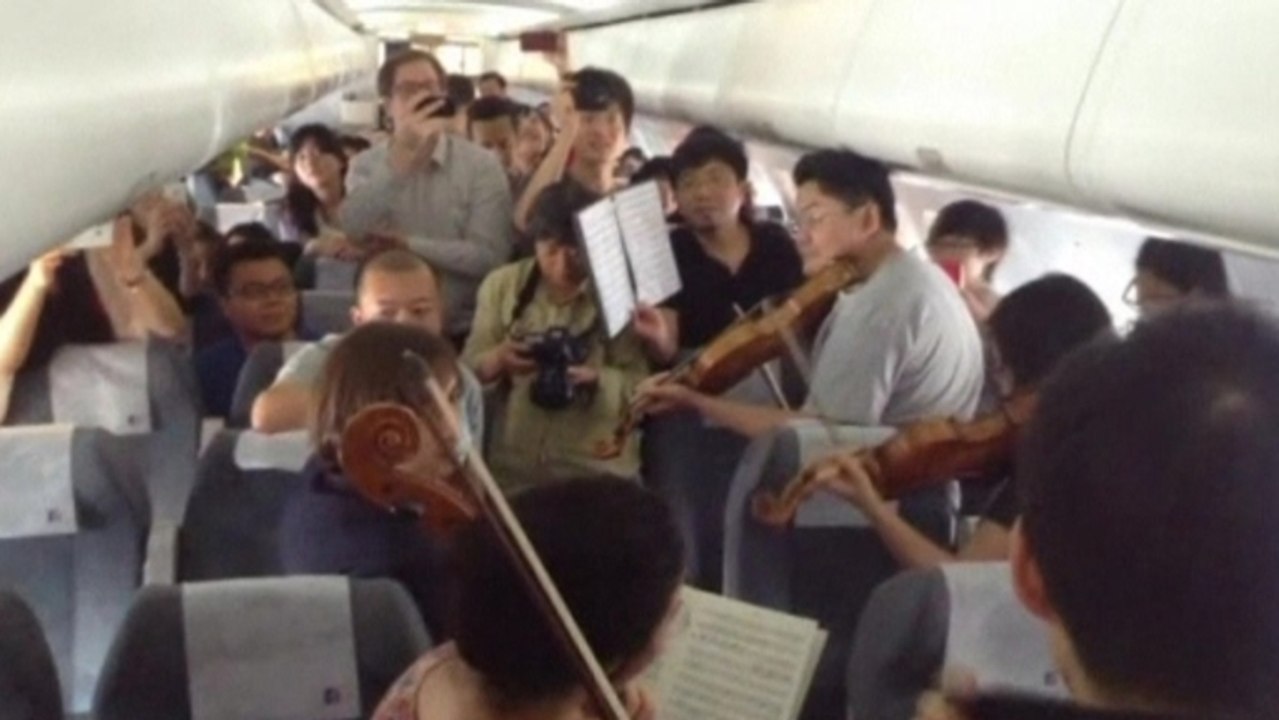 Philly Orchestra performs onboard a plane