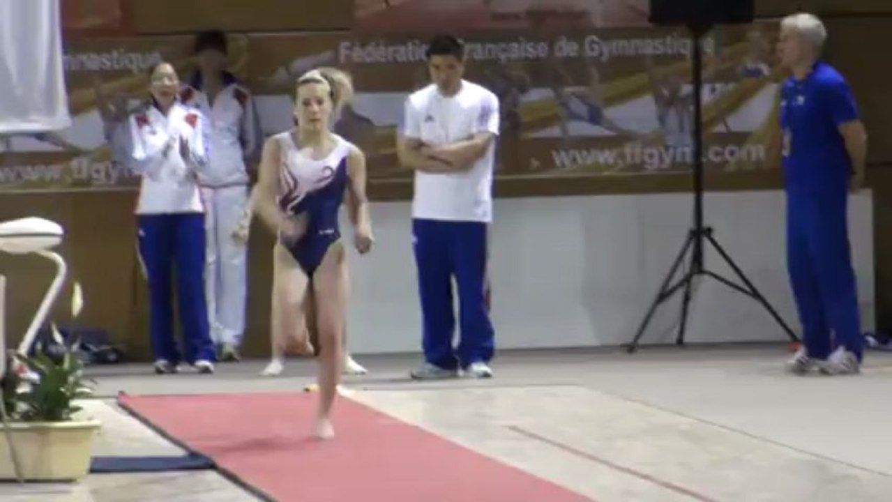 FFGYM - Emeline Magniant, 2013 Match France-Roumanie, Saut